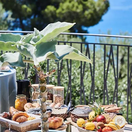 Philae Bed & Breakfast 5*
